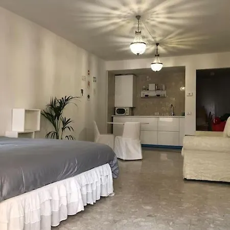 San Bernardino Monolocale Con Balcone Verona