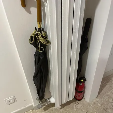 Apartamento San Bernardino Monolocale Con Balcone