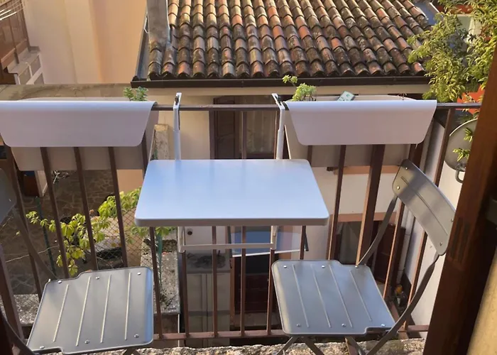 Apartment San Bernardino Monolocale Con Balcone
