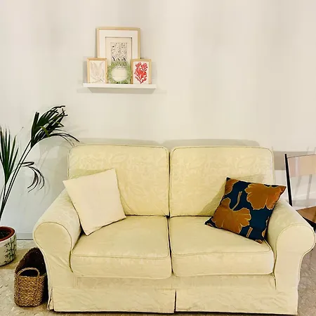 San Bernardino Monolocale Con Balcone ヴェローナ