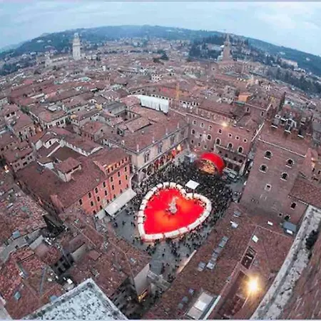 Apartman San Bernardino Monolocale Con Balcone *