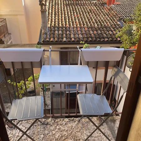 Apartman San Bernardino Monolocale Con Balcone