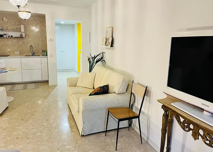 Appartamento San Bernardino Monolocale Con Balcone